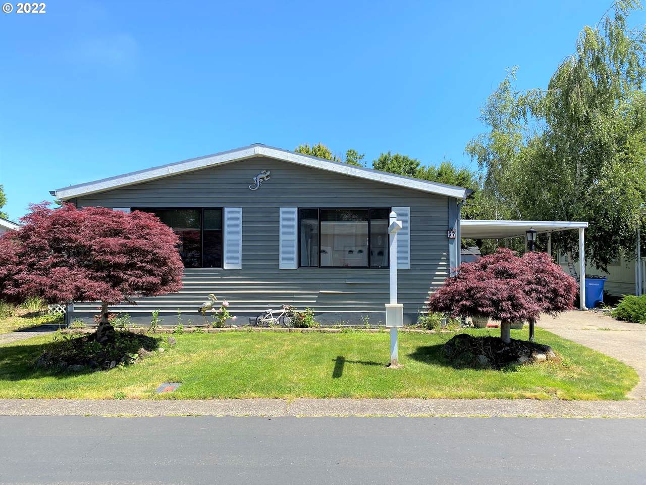5101 121ST Ave - Photo 1
