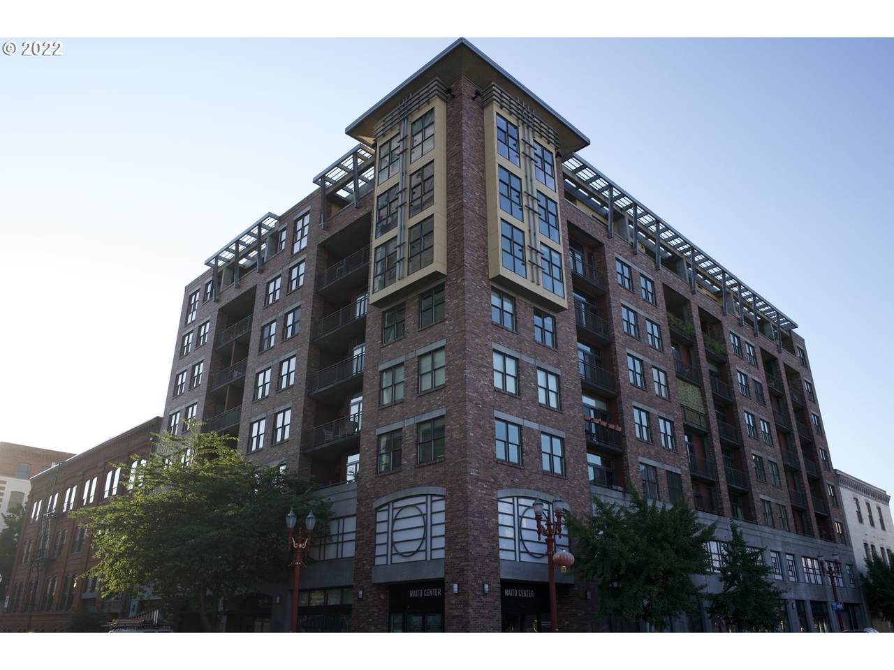 411 Flanders St - Photo 1
