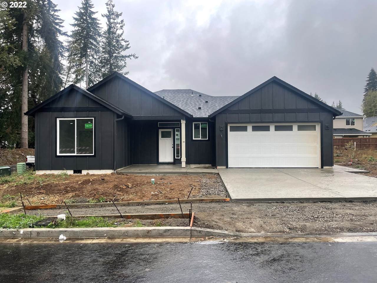 2412 5TH Ave - Photo 1