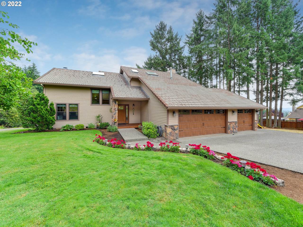 6550 160TH Ave - Photo 1