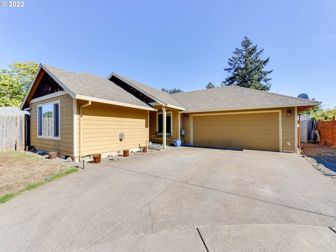 6044 Harney St - Photo 1