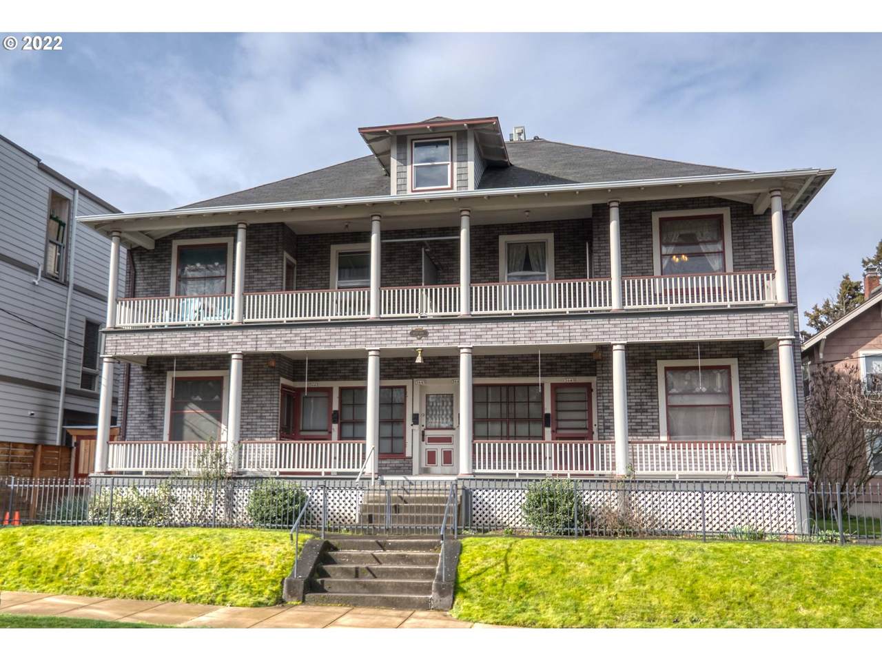 1112 Beech St - Photo 1
