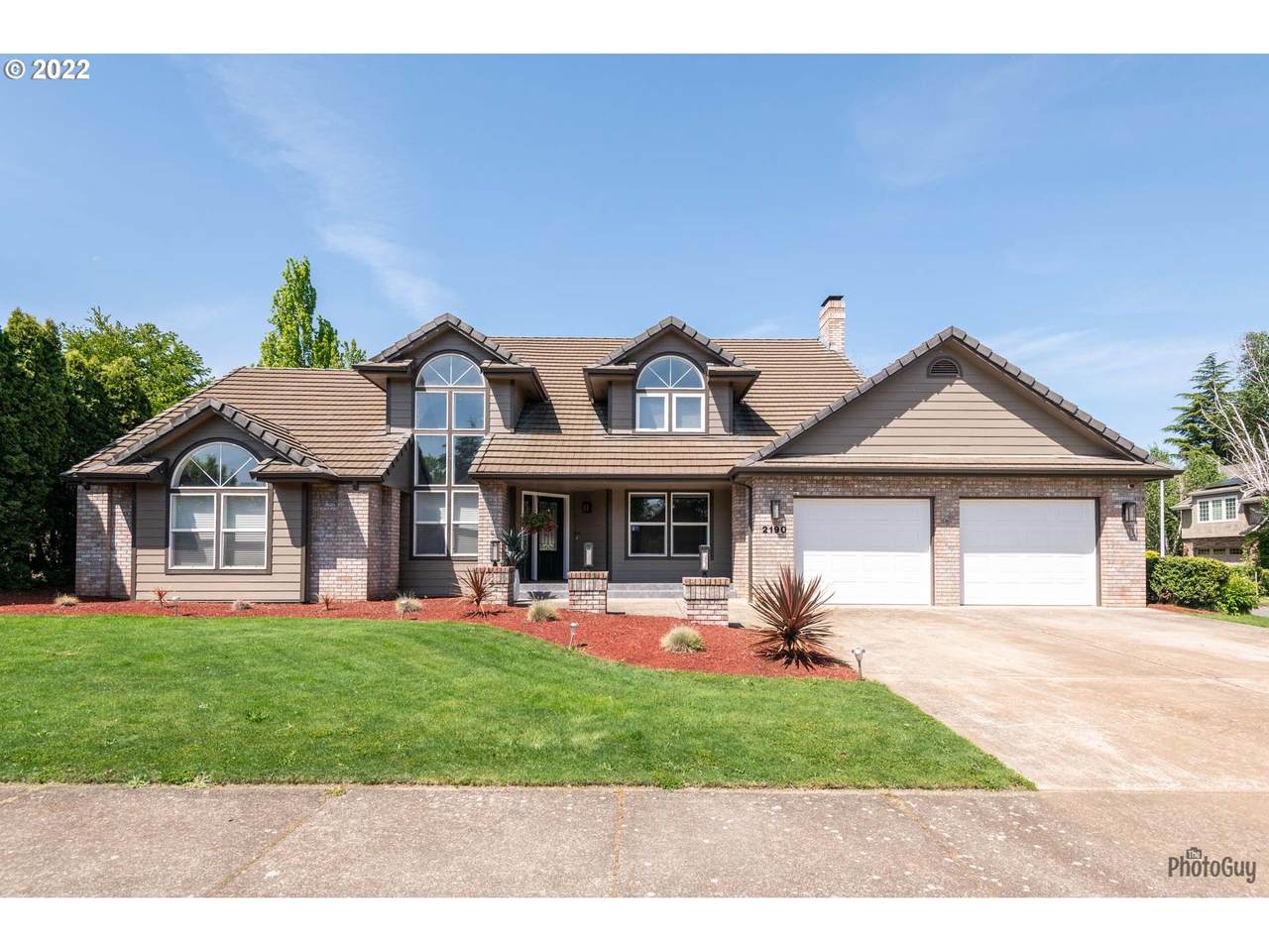 2190 Ironwood St - Photo 1
