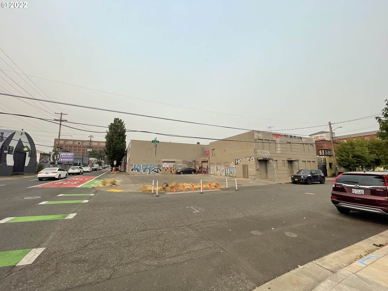 825 Madison St - Photo 1