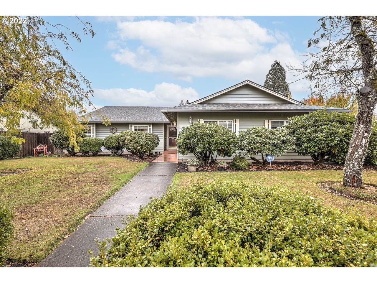3105 B St - Photo 1