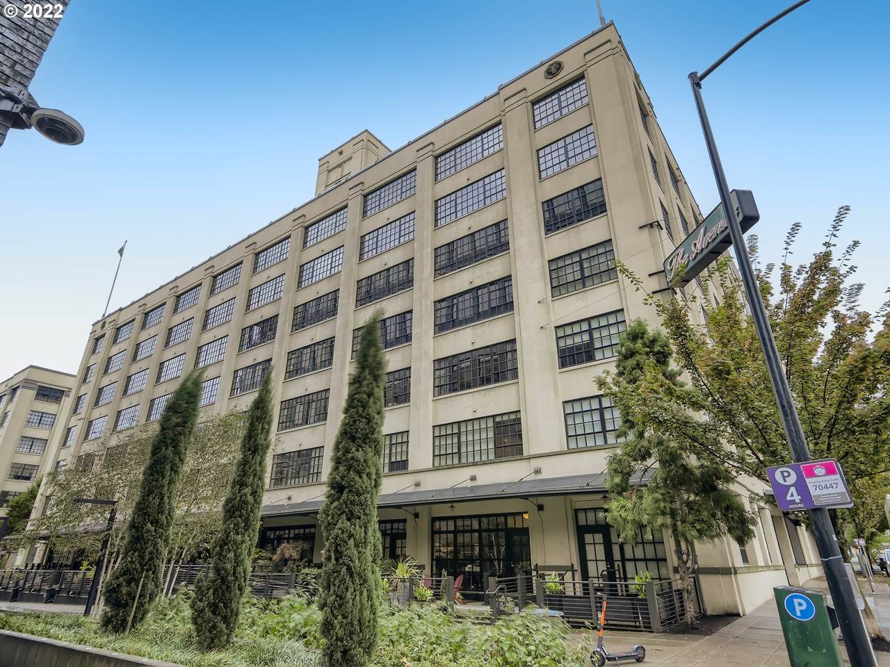 1400 Irving St - Photo 1