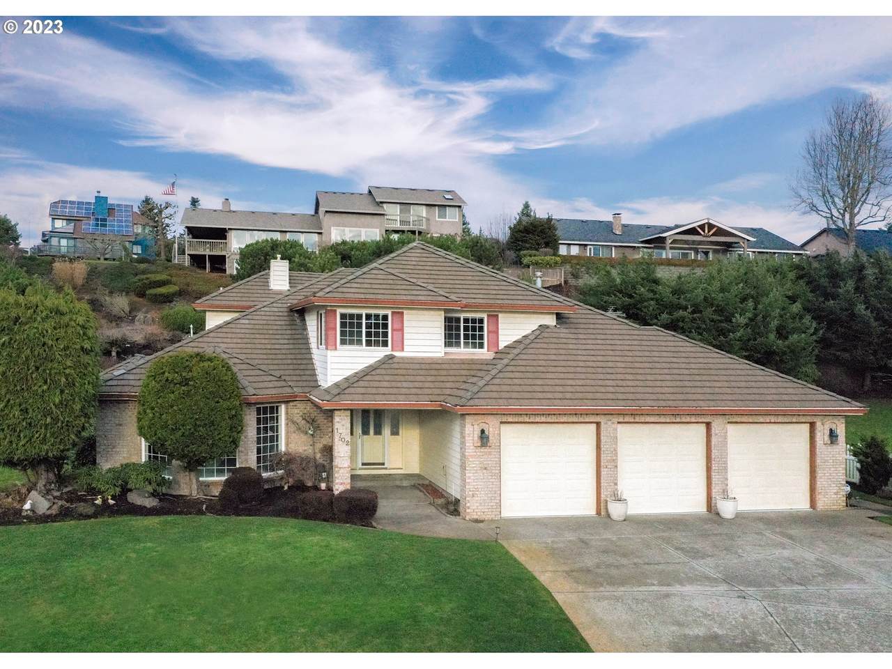 1702 Gregory Dr - Photo 1