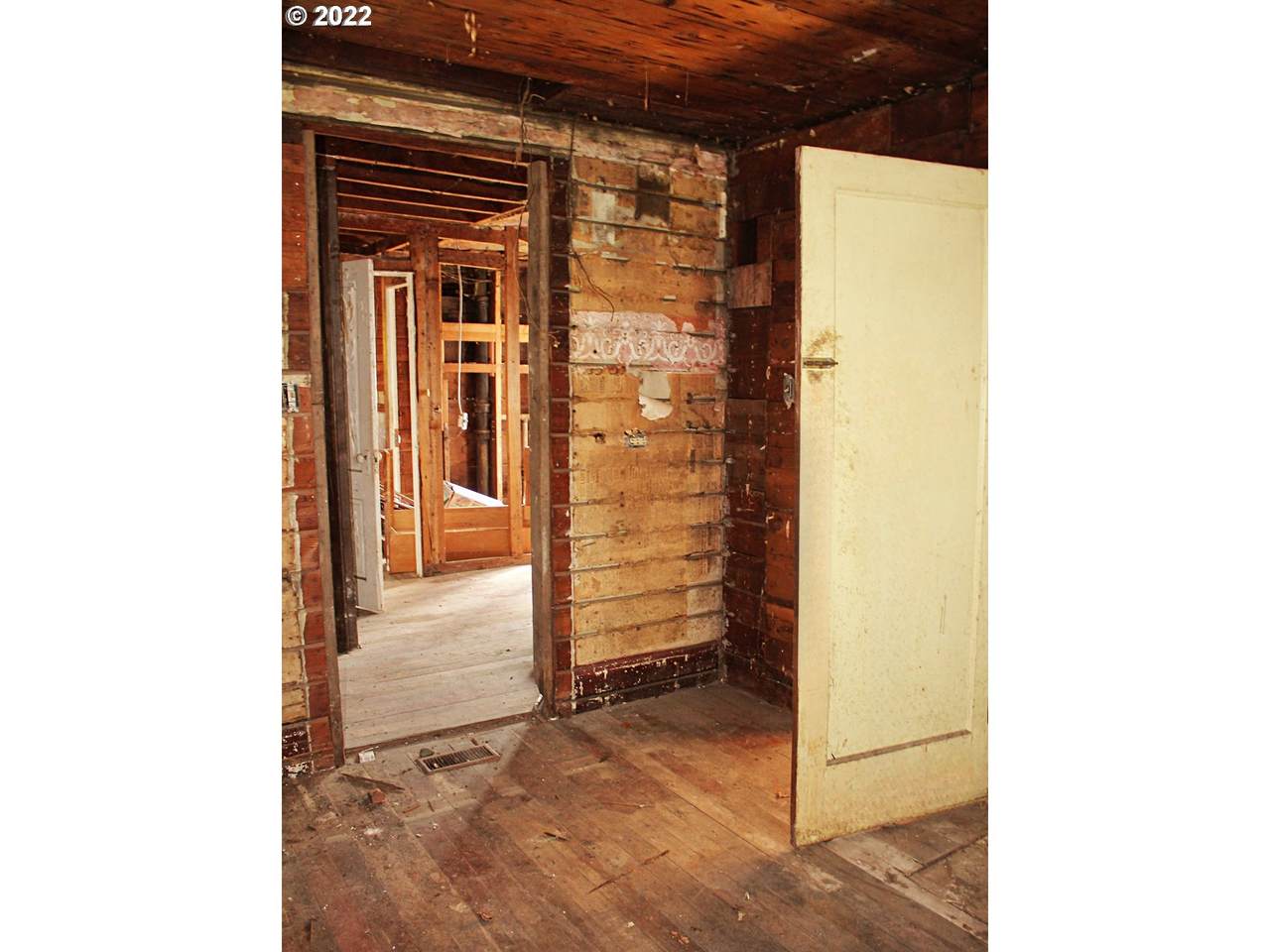 https://bt-photos.global.ssl.fastly.net/portland/1280_boomver_1_22387089-2.jpg