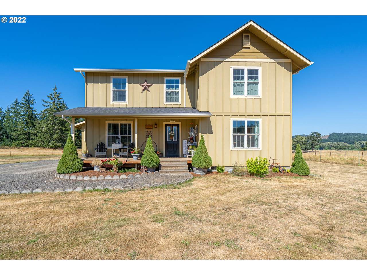 39144 Oak Ln - Photo 1