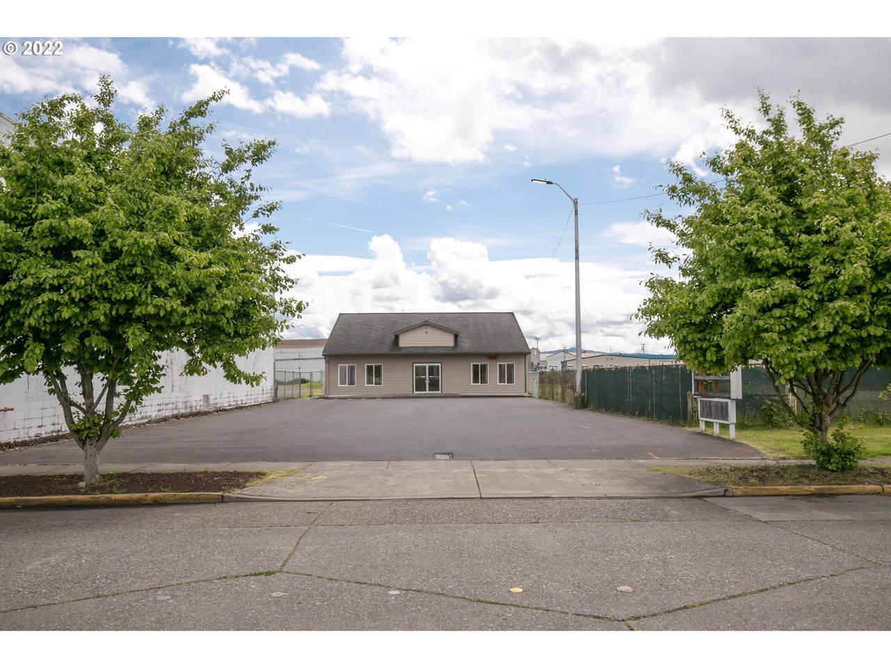 618 14TH Ave - Photo 1