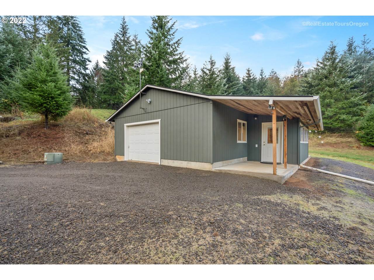 26125 Laurelwood Dr - Photo 1