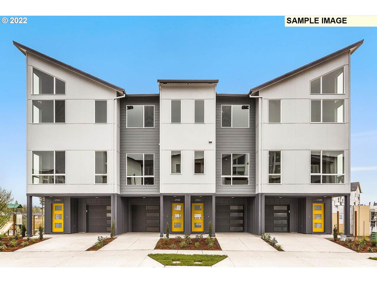 17104 Albatross Ln - Photo 1