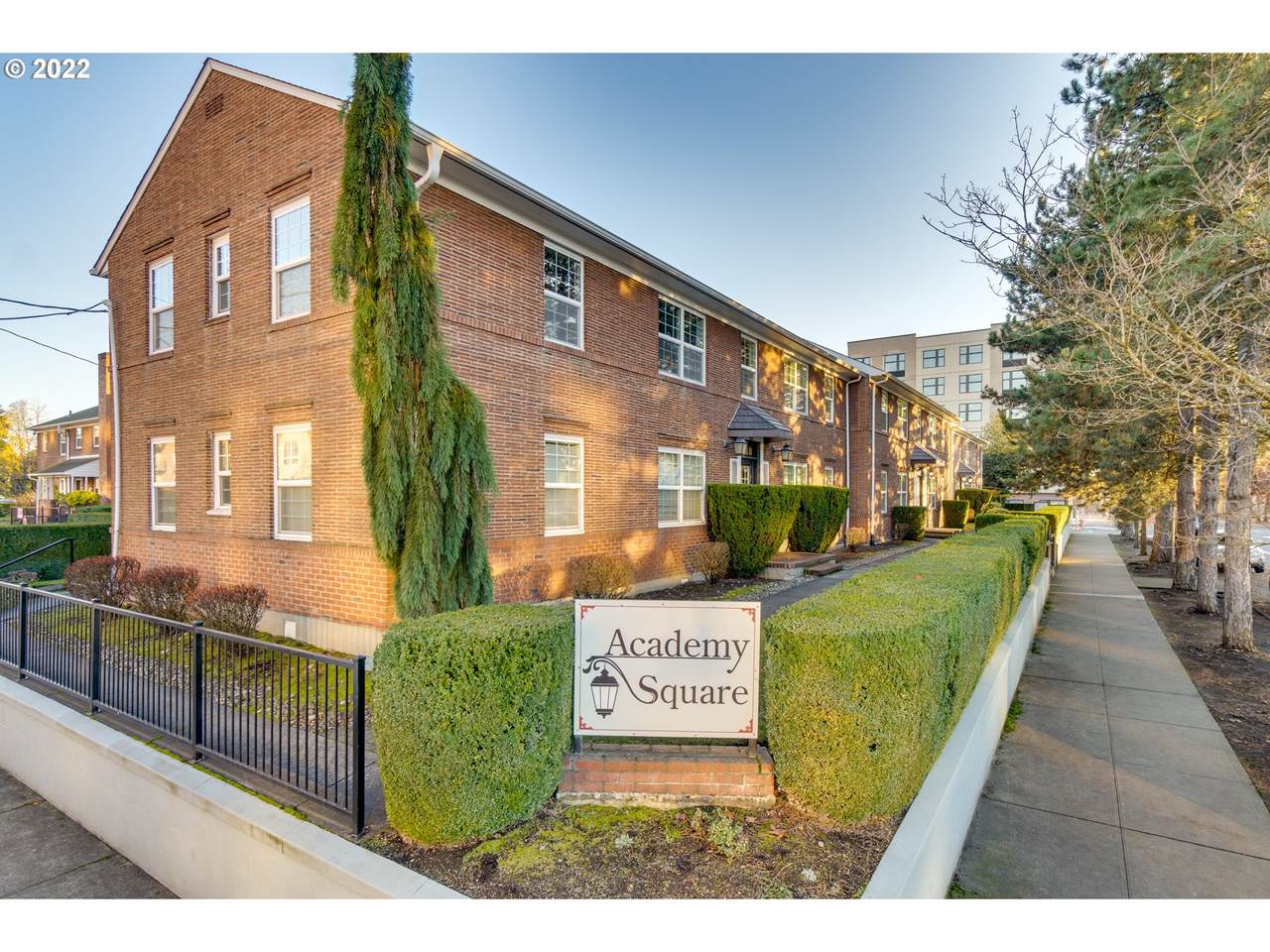 1209 C St - Photo 1