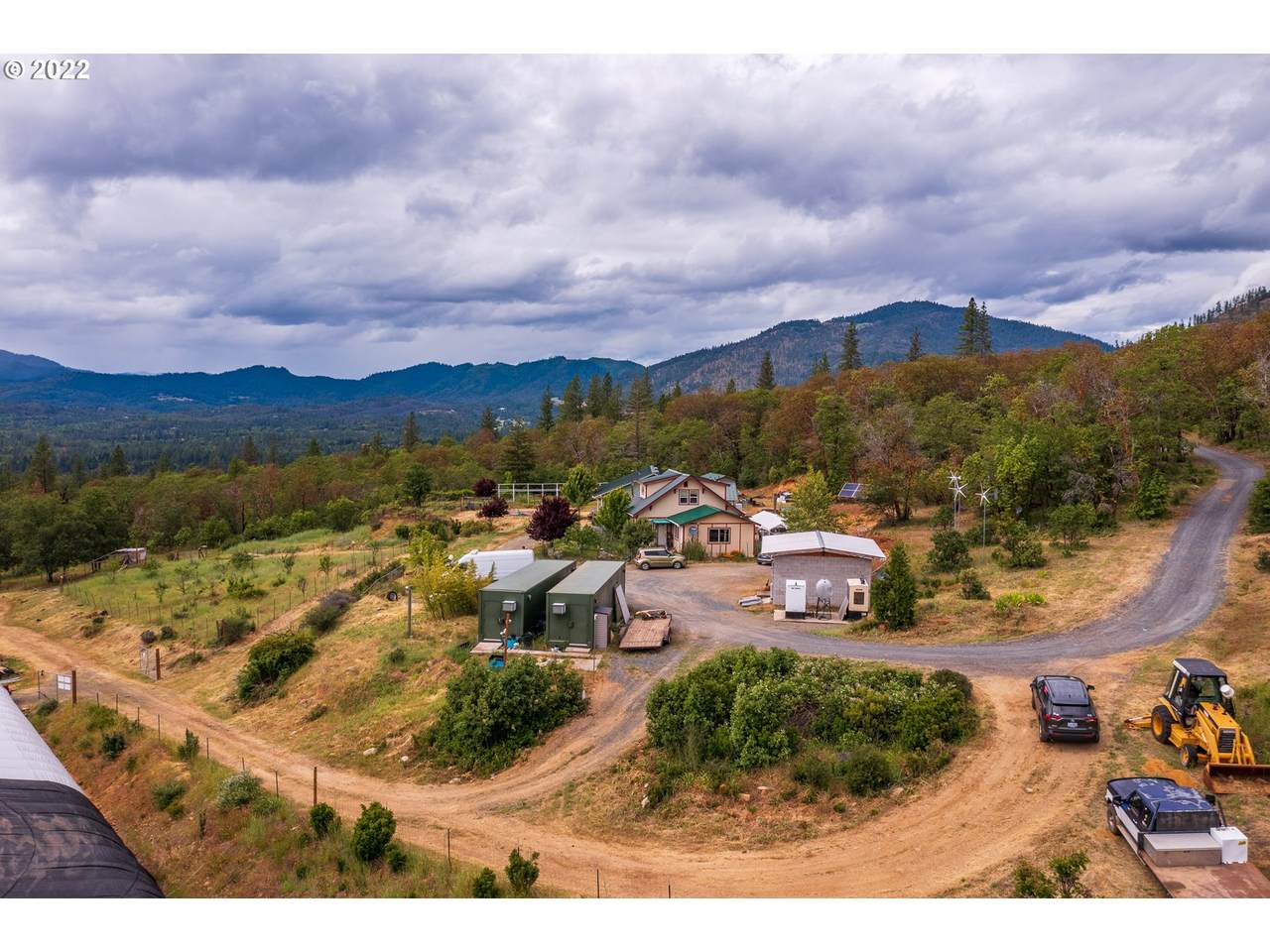 1150 School House Creek Rd - Photo 1