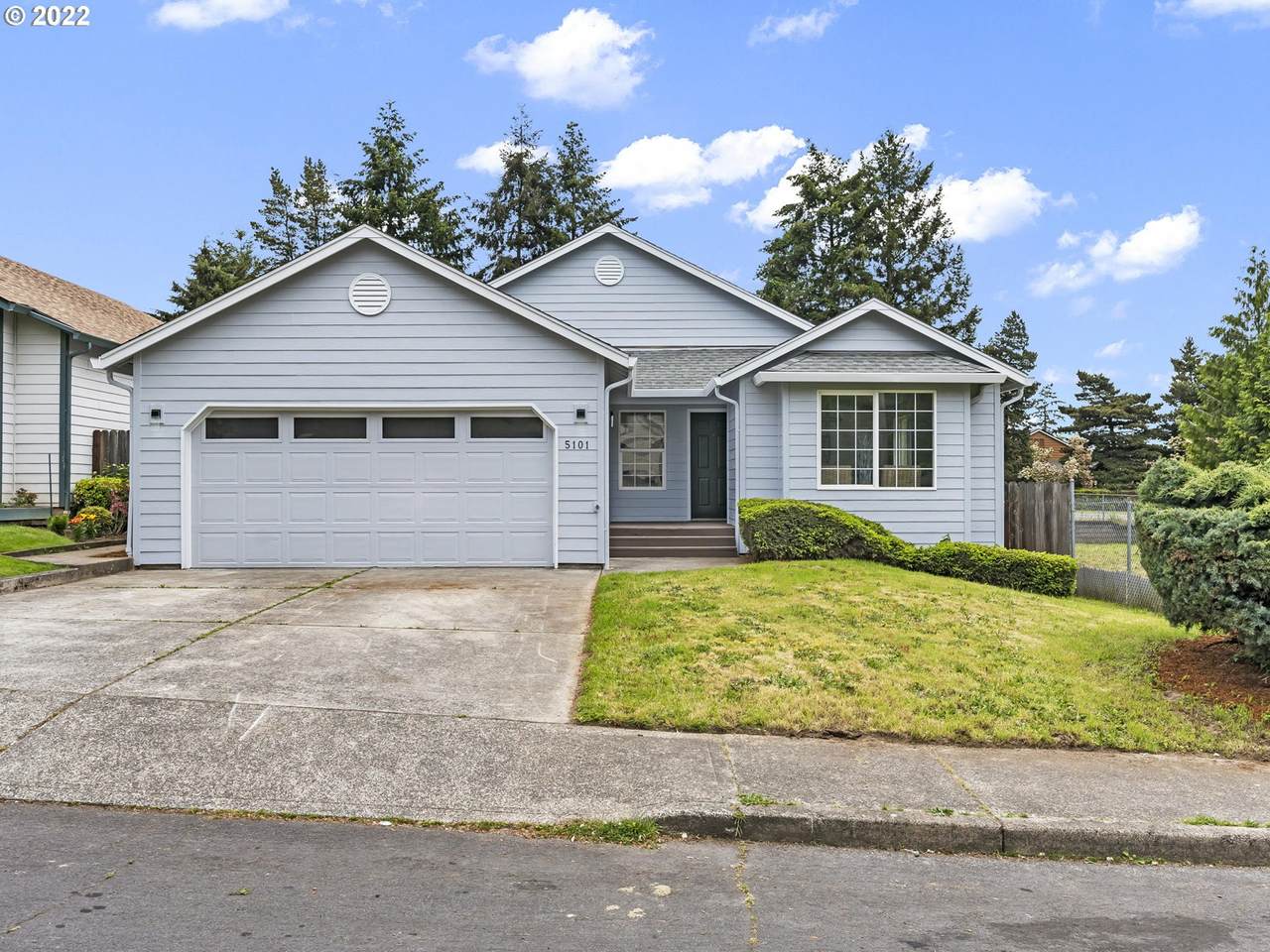 5101 68TH Ave - Photo 1
