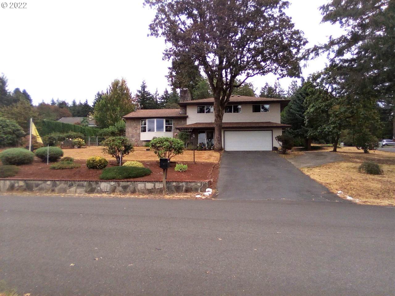 10426 96TH Ave - Photo 1