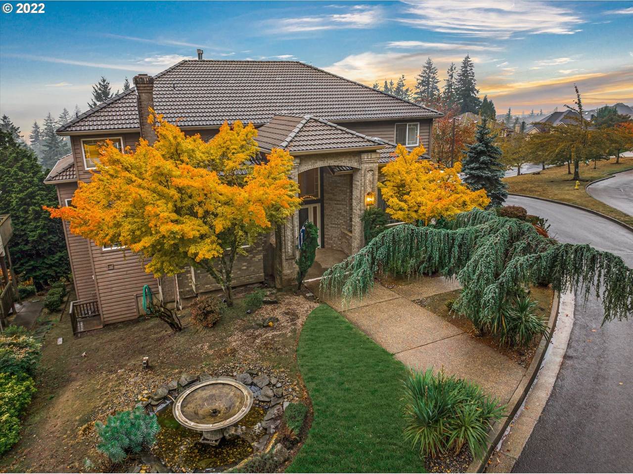 9673 Westview Ct - Photo 1