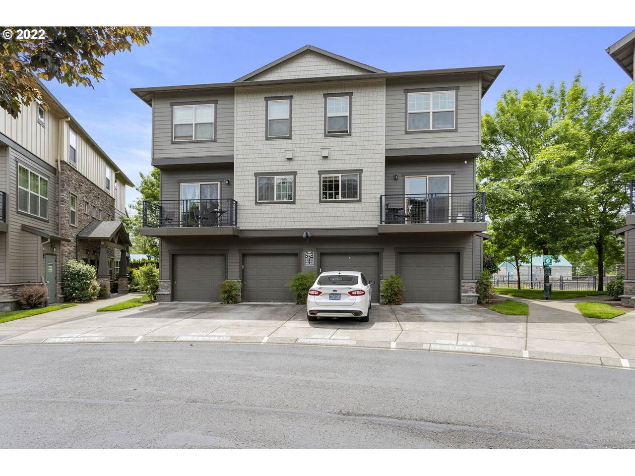 8838 Brentford Way - Photo 1