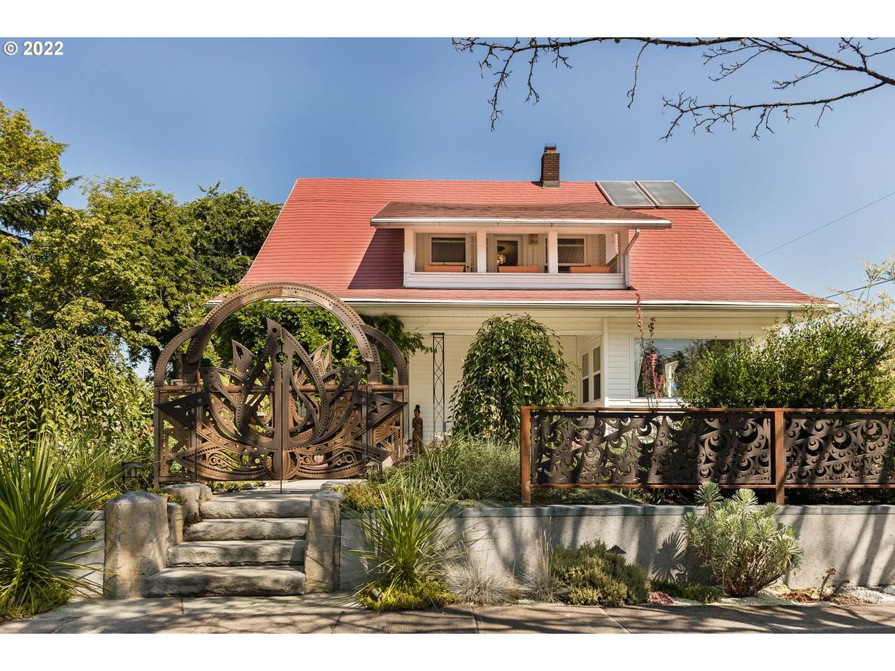 313 Holman St - Photo 1