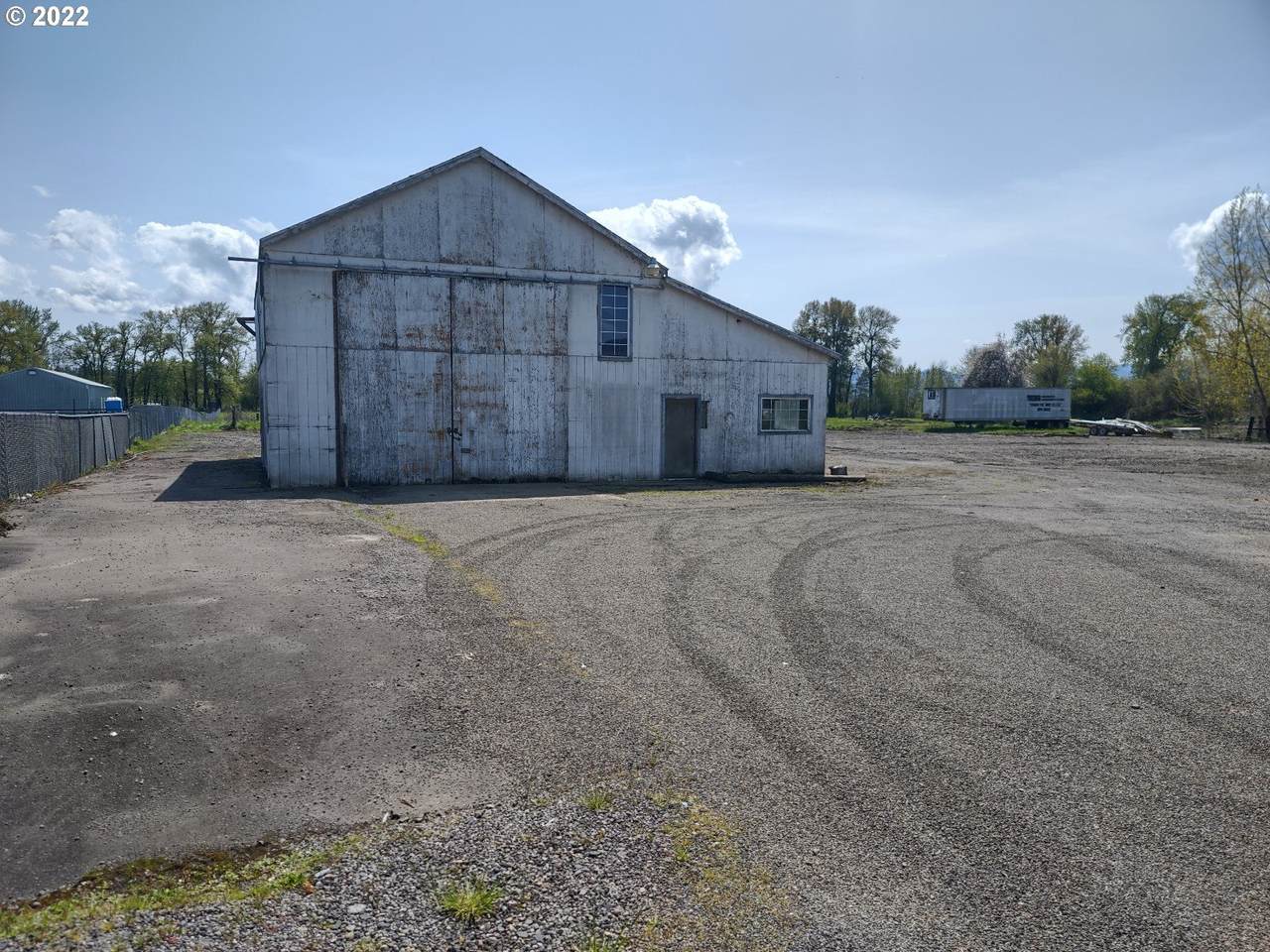 1430 Main St - Photo 1
