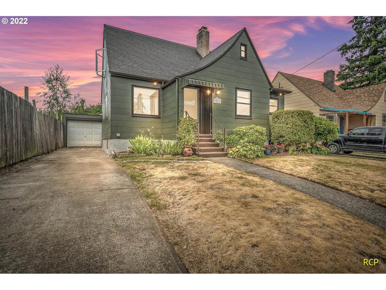 7835 Wabash Ave - Photo 1