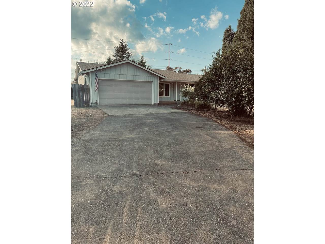 22085 Tonya Ct - Photo 1