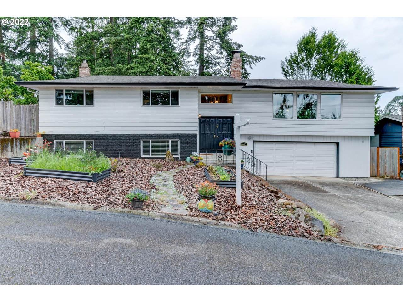 6625 Tudor Ct - Photo 1