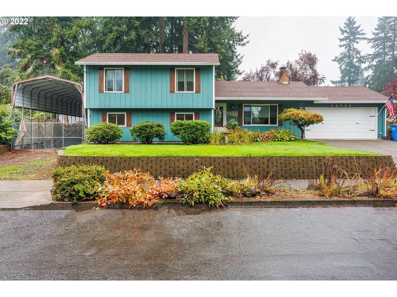 13712 23RD St - Photo 1