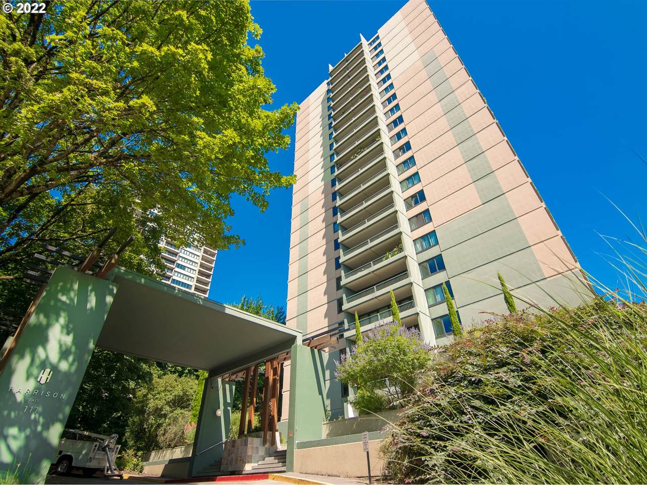 111 Harrison St - Photo 1