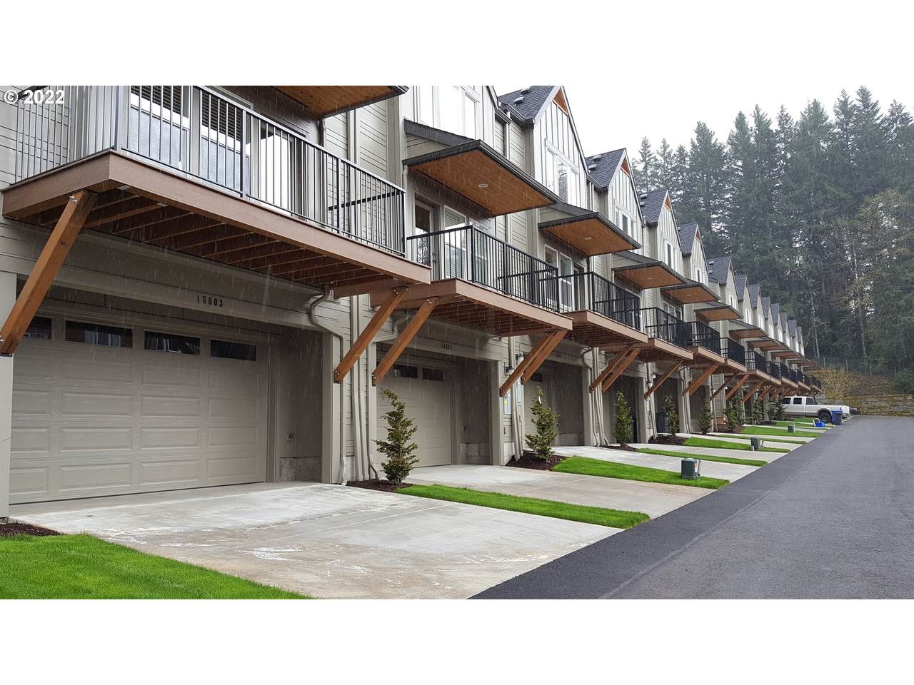 16811 Champion Way - Photo 1