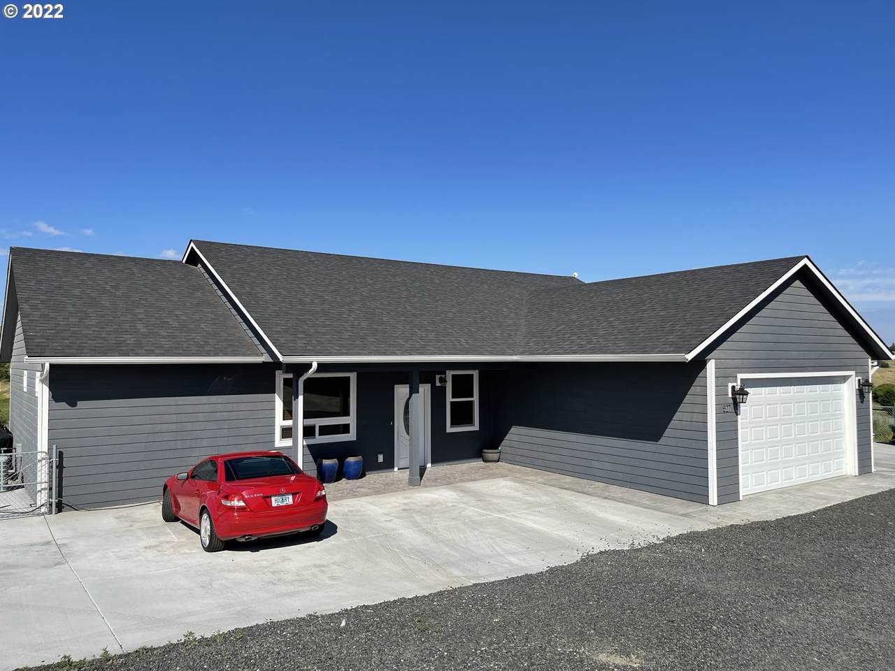 527 Quinney Pl - Photo 1