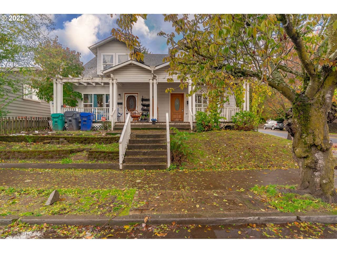 4239 Borthwick Ave - Photo 1