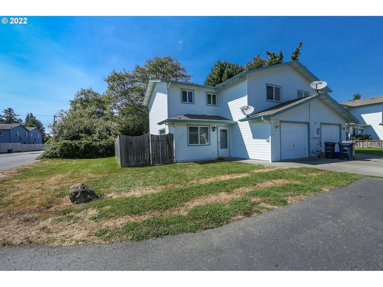 720 Pioneer Rd - Photo 1