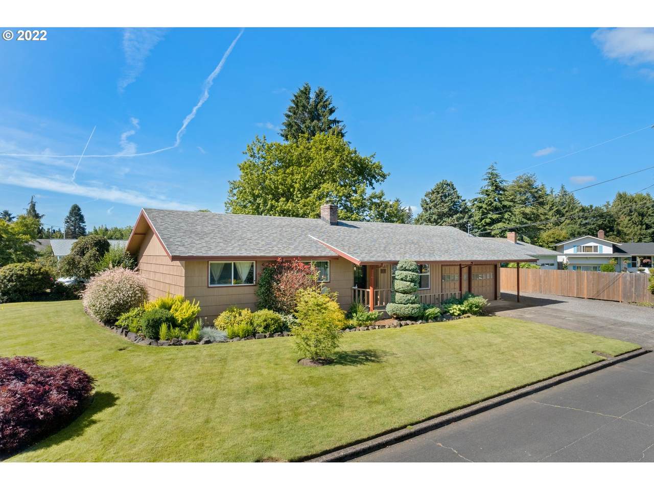 18434 Ivon Ct - Photo 1