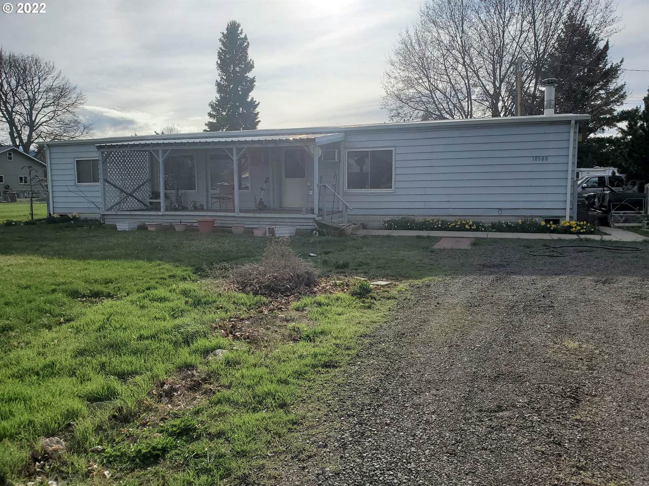 10300 Sterling St - Photo 1