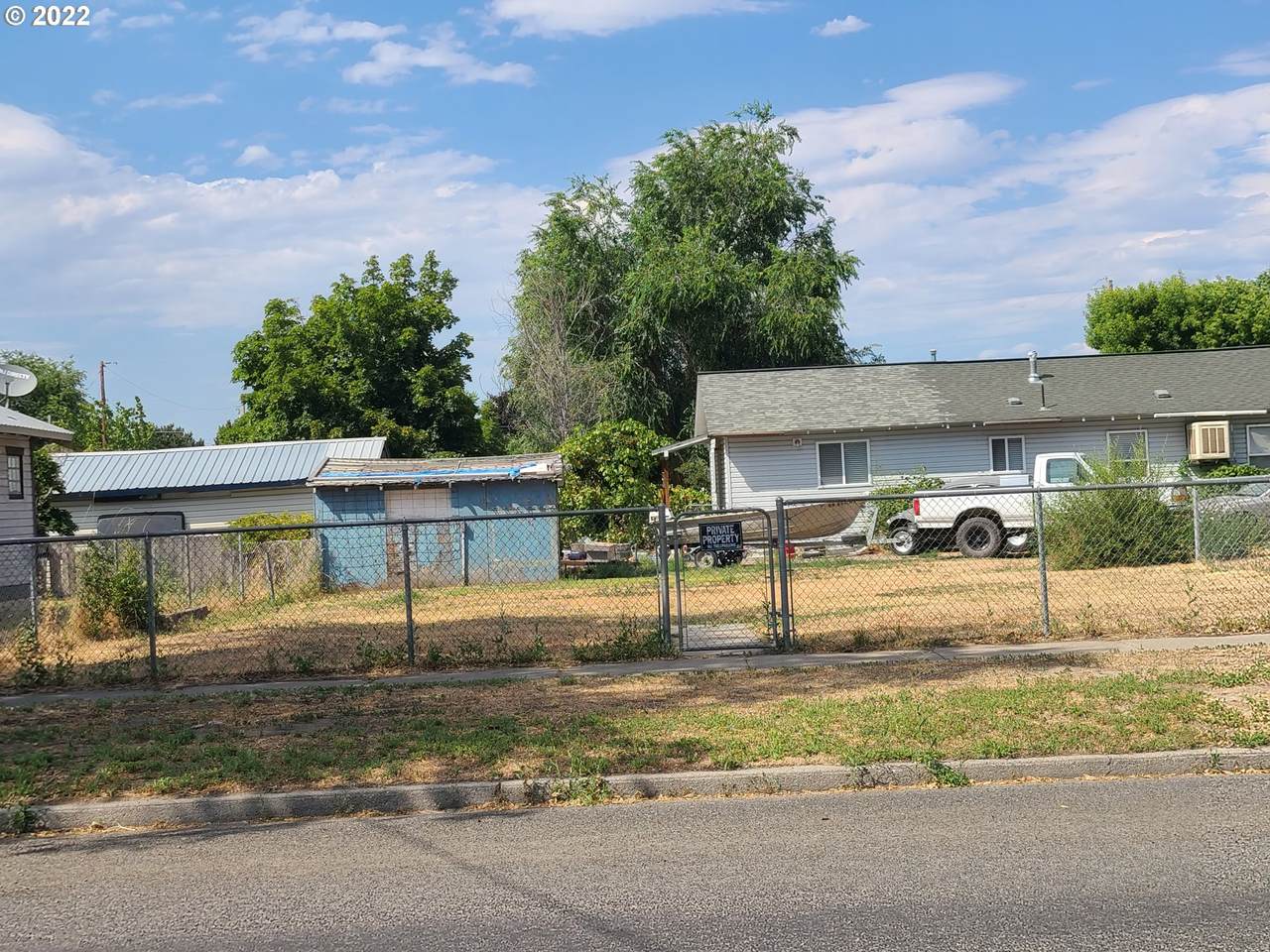 3010 Campbell St - Photo 1