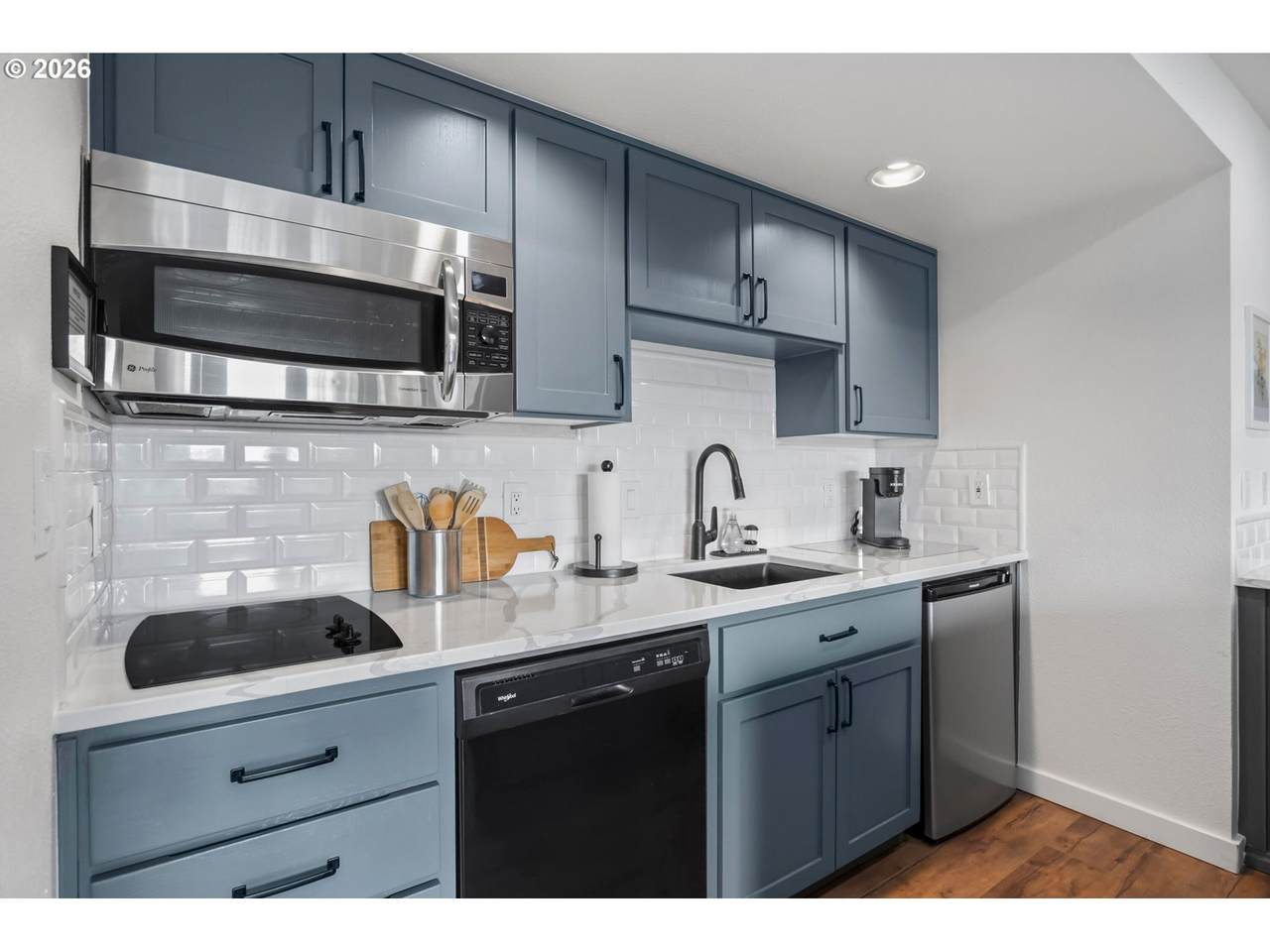 18575 Century Dr - Photo 1