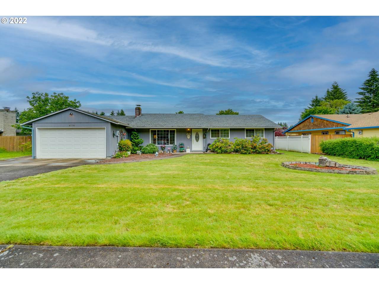 4114 151ST Ave - Photo 1