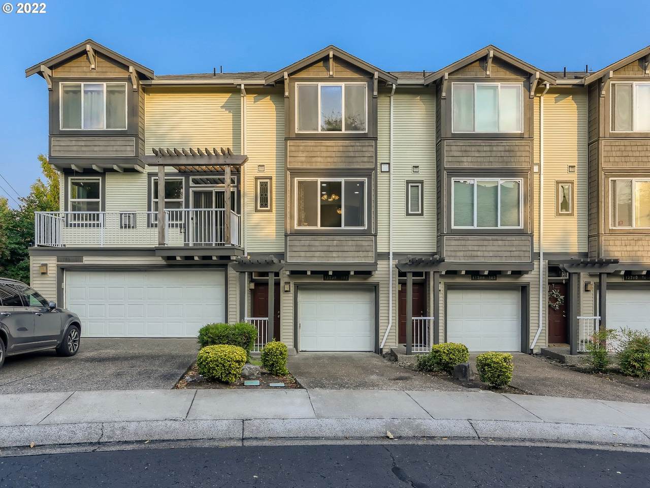 13700 Scholls Ferry Rd - Photo 1
