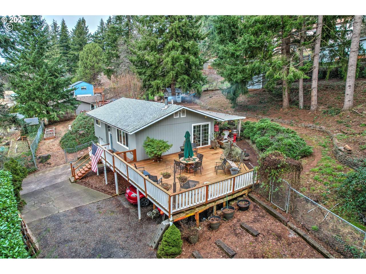 104 Shafford St - Photo 1