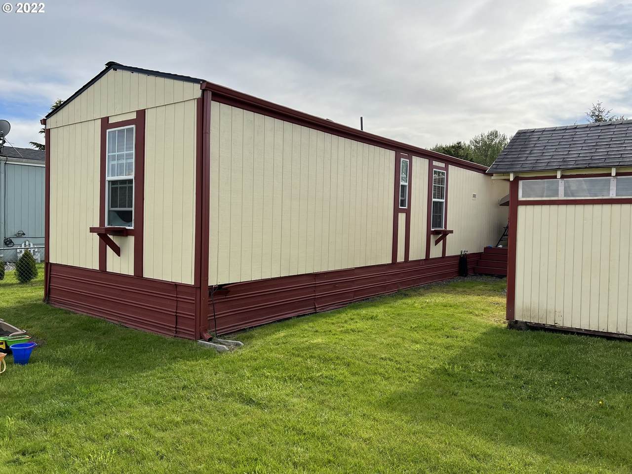 300 7TH Ave - Photo 1