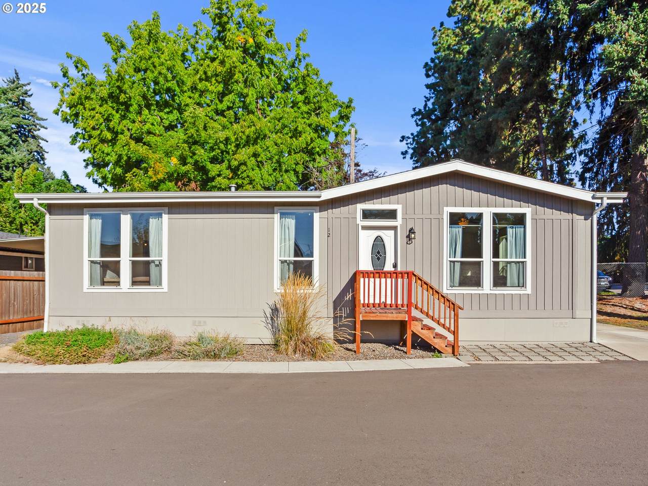 9700 Tualatin Rd - Photo 1