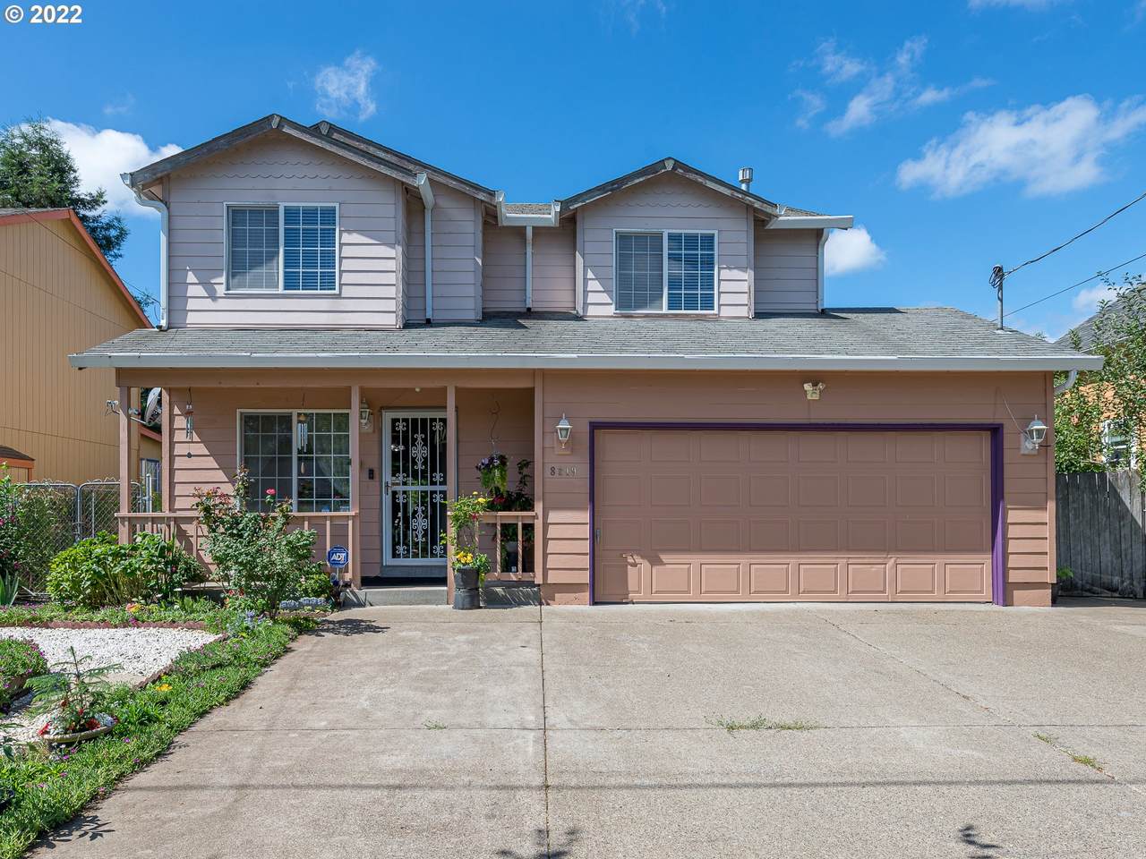 8219 67TH Ave - Photo 1