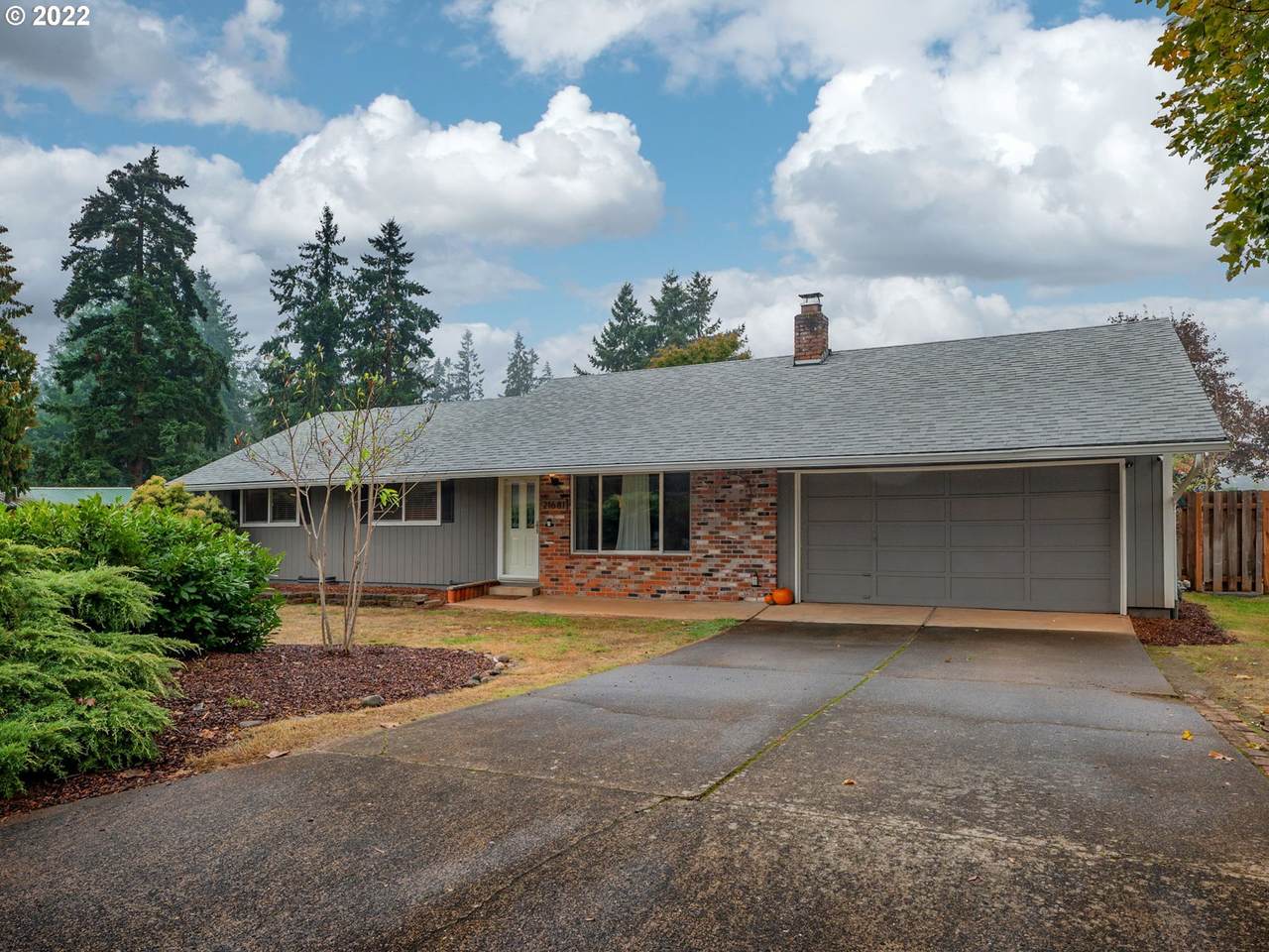21681 Lee Dr - Photo 1