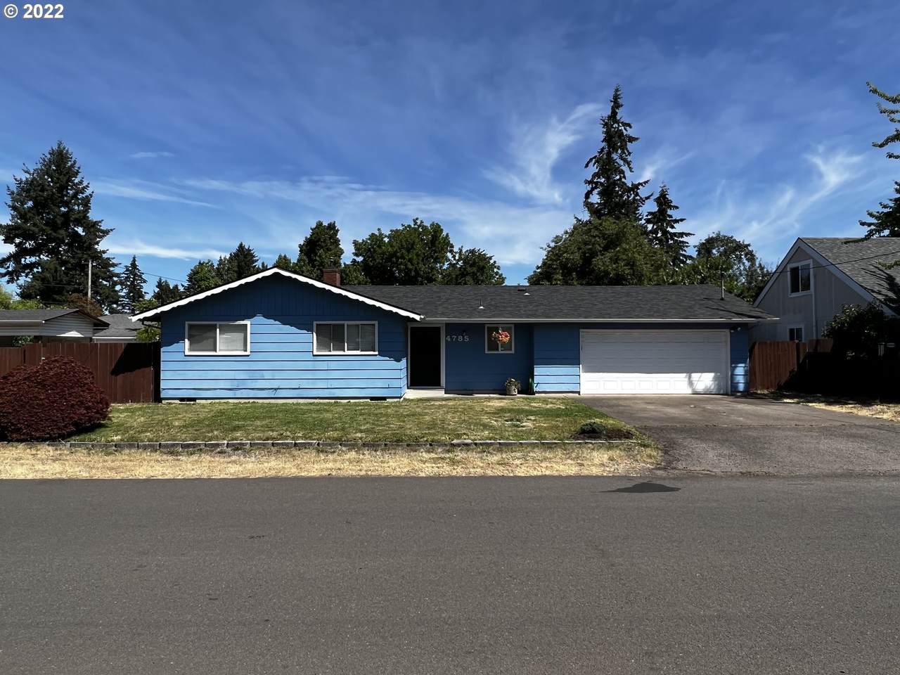 4785 Burnett Ave - Photo 1