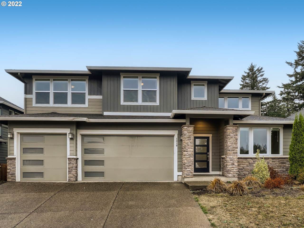 1319 37TH Ave - Photo 1