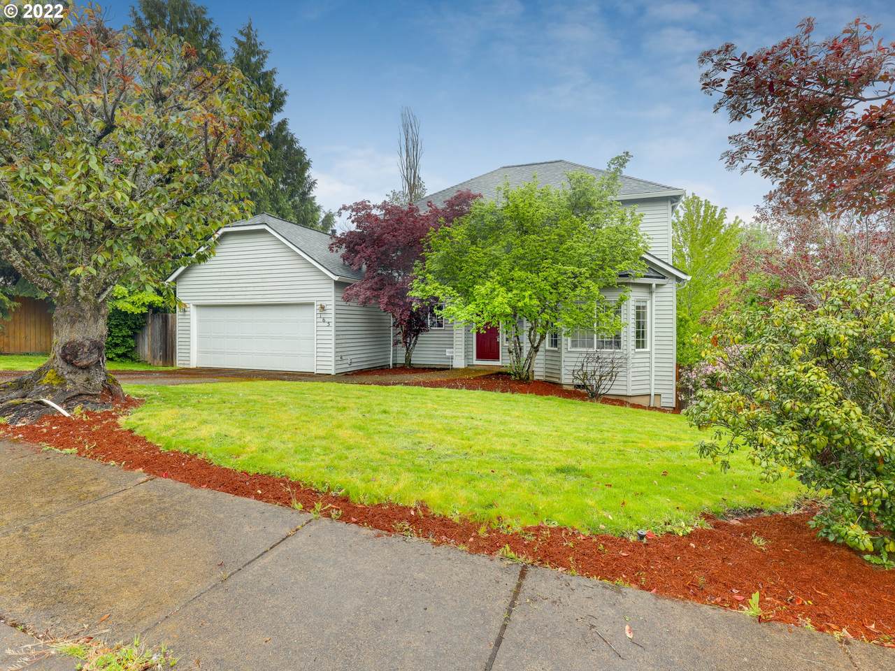 165 Peach St - Photo 1