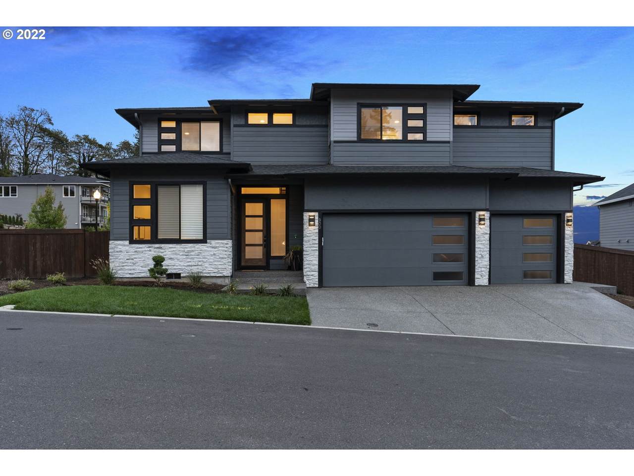 900 Magnolia Loop - Photo 1