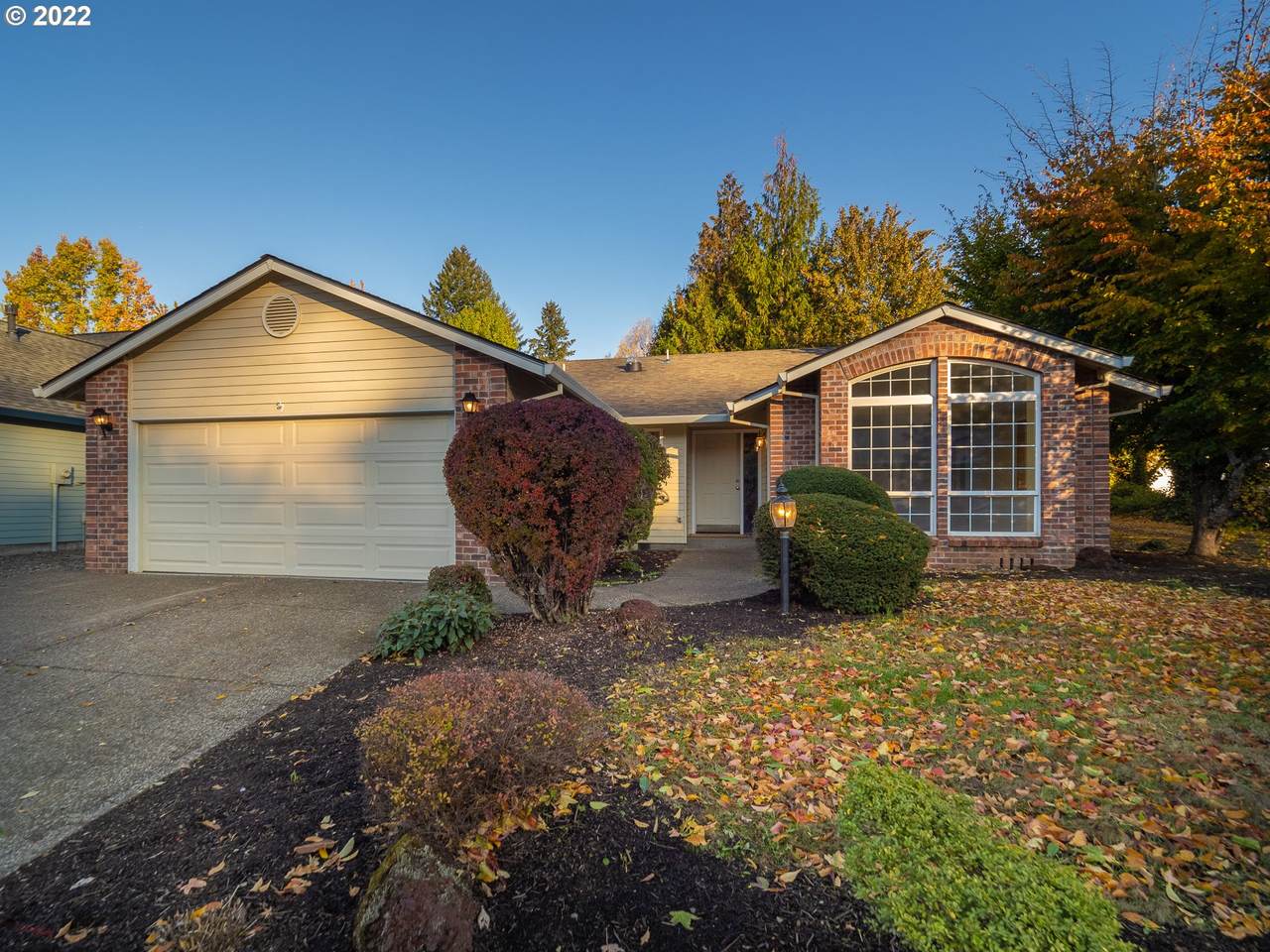 17063 Lynnly Way - Photo 1
