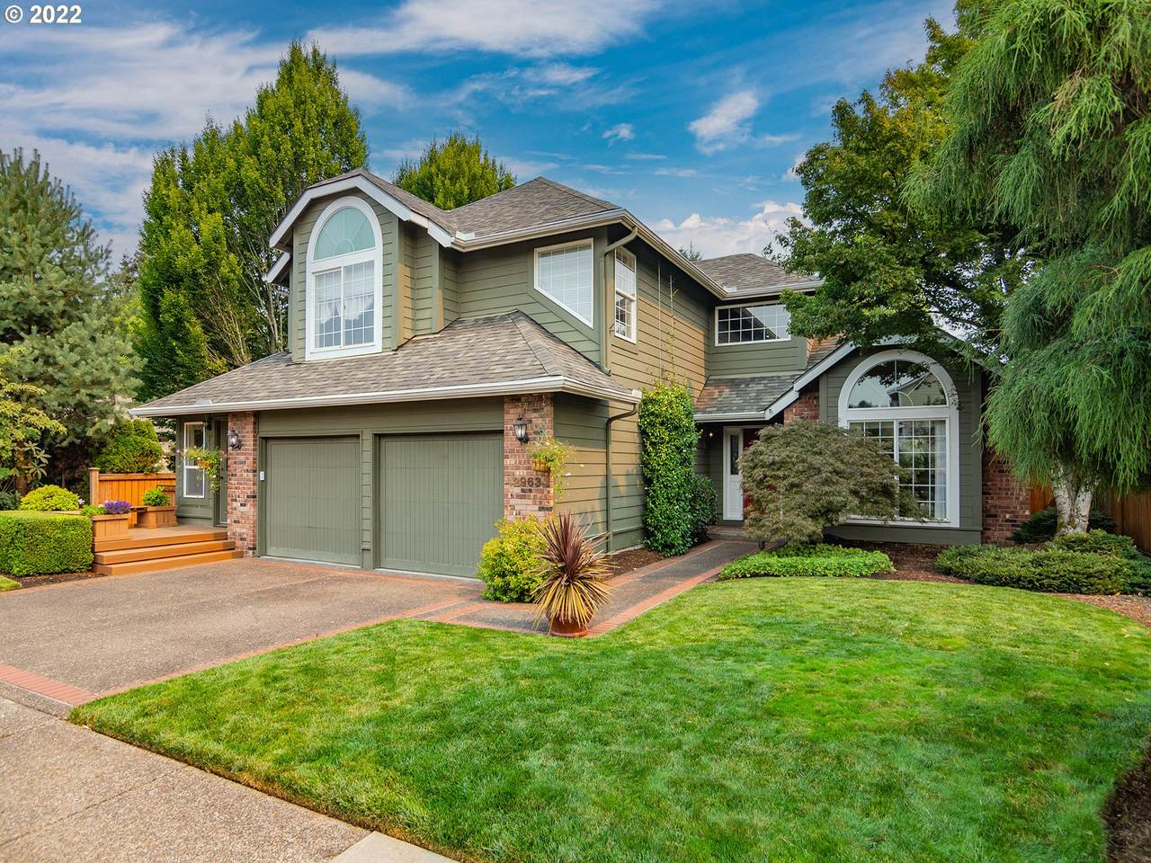 2963 Sarah Ln - Photo 1